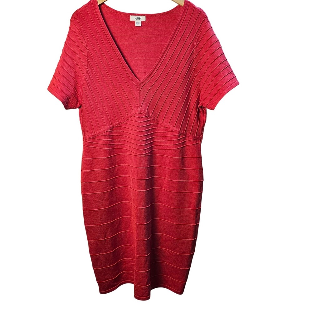 Cato Woman Red Ribbed Knit V-Neck Short Sleeve Sheath Dress Plus Size 18/20W EUC